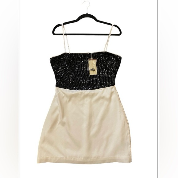 Ramy Brook Ariel Dress Black and Cream Mini beaded Evening Dress  size 10 - Picture 2 of 12